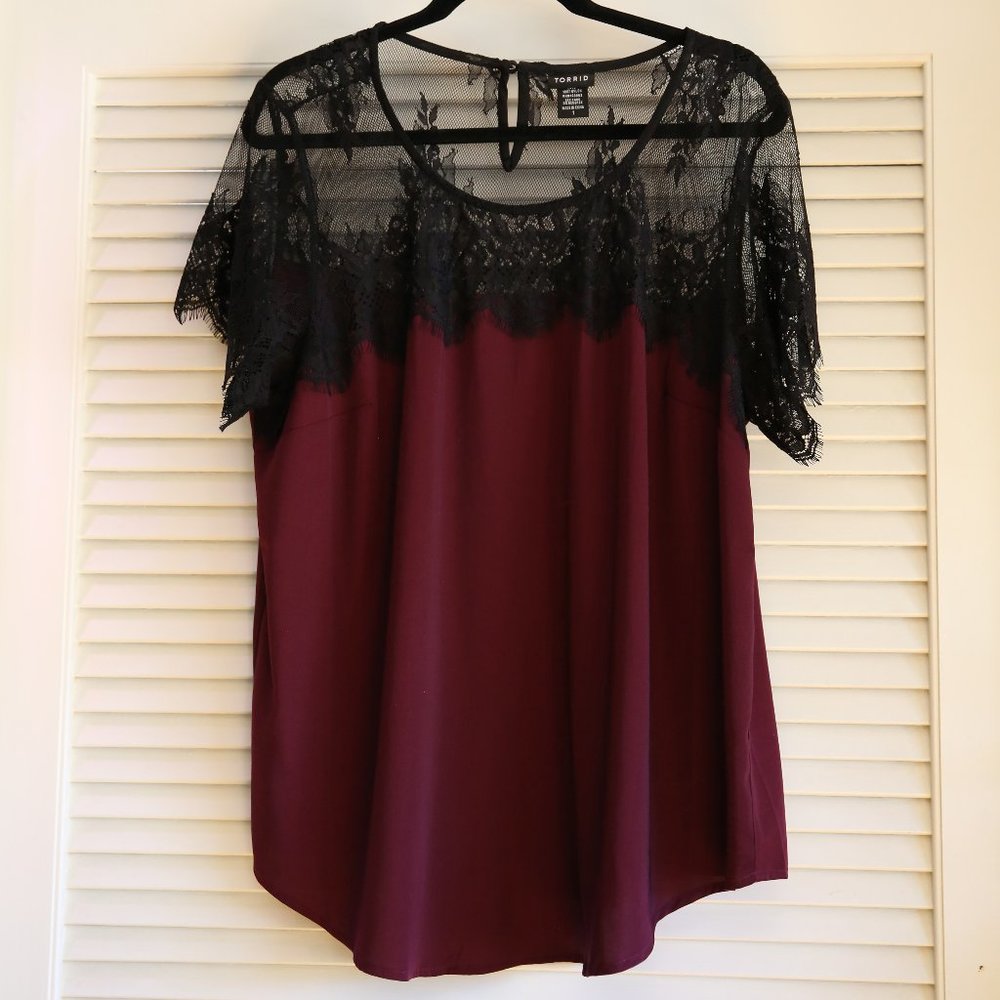 Gorgeous Torrid Size 1 Black Lace and Burgundy Blouse